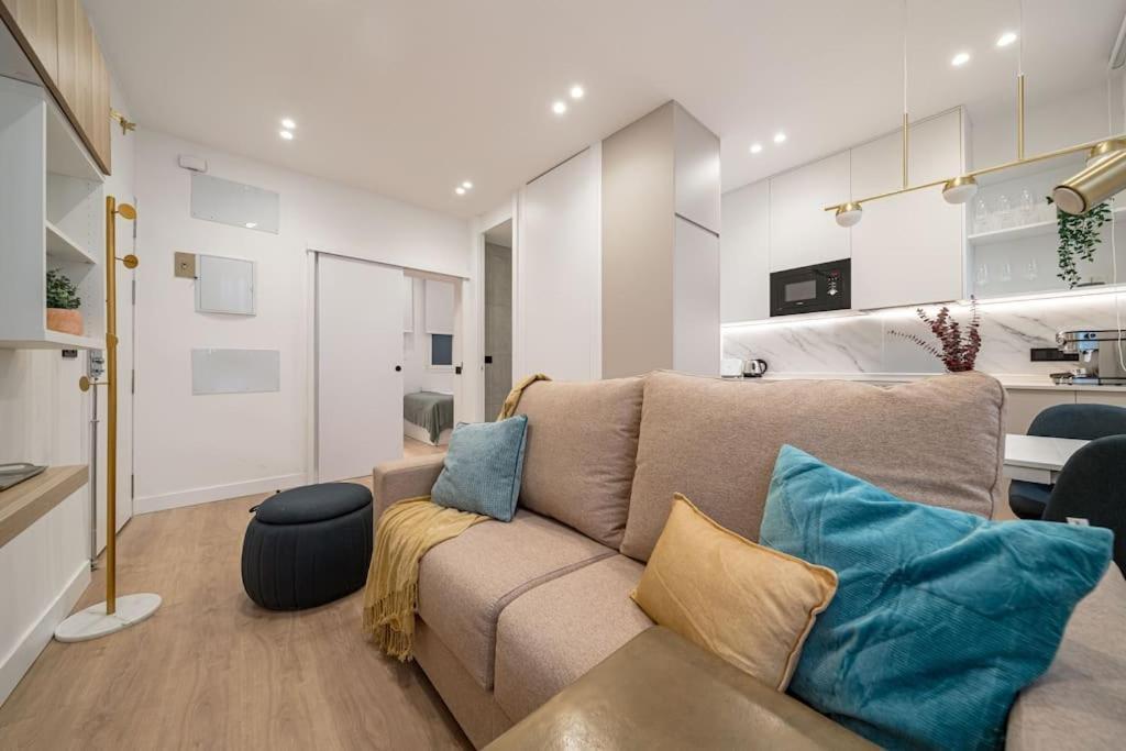 Lalatina I Calle Costanilla San Pedro 1Br 1Bh Madrid Buitenkant foto