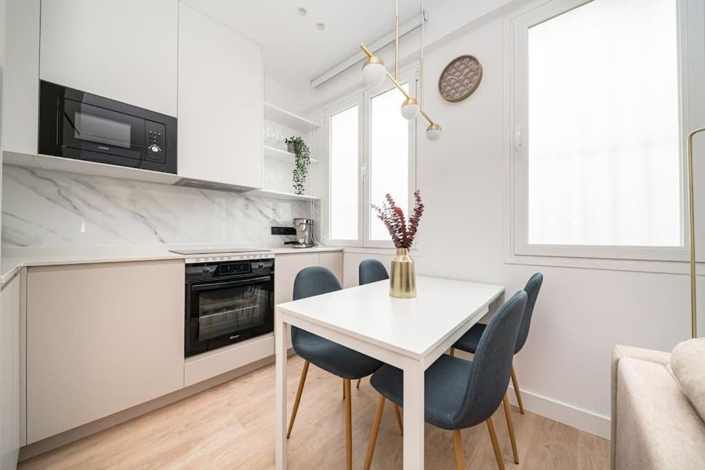 Lalatina I Calle Costanilla San Pedro 1Br 1Bh Madrid Buitenkant foto